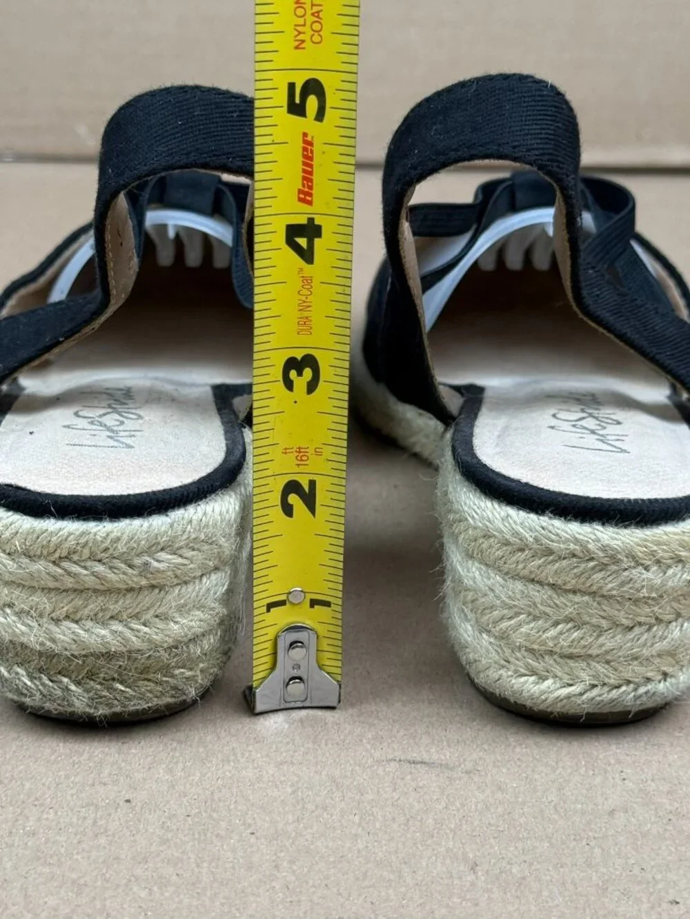 Women's LifeStride Velocity 2.0 Black Espadrille Wedge Sandals Size 9M damage